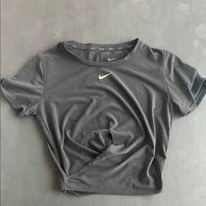 Nike short sleeve twist crop top. XS
